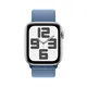 Apple Watch Series SE (2023) Aluminium 44mm silber (Sport Loop winterblau)