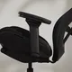 Fractal Refine Gaming Chair Alcantara Dark | Synchro-Tilt Mechanismus, Rückenlehne mit integrierter Lordosenstütze