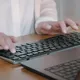 Cherry KW X ULP 2.0 Mini Schwarz | MX Ultra Low Profile Tastatur, 2.4Ghz, Bluetooth, USB-C