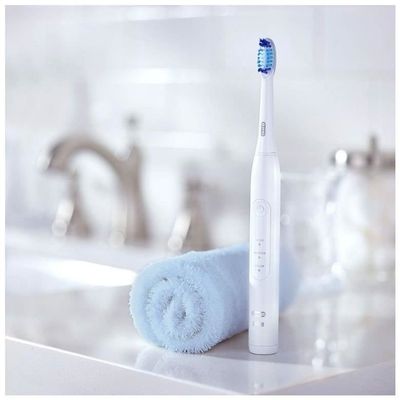 oral b pulsonic 2000